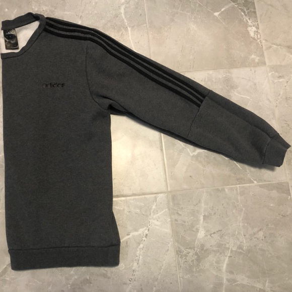 Adidas Sweatshirt - Picture 2 of 8